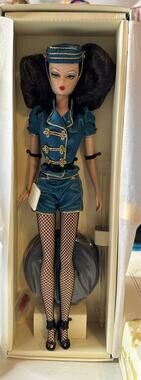 2007 Gold Label Barbie Silkstone The Usherette LE 5,600 K8668 NRFB New
